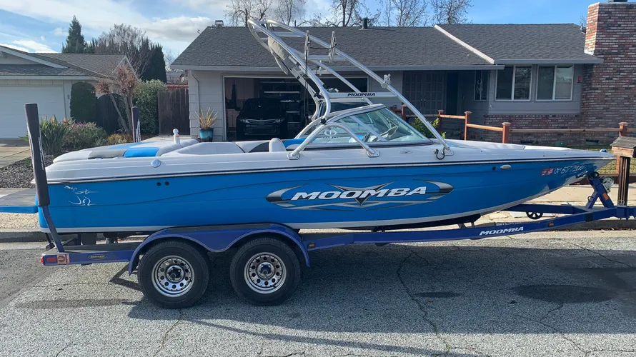 2006 Moomba Outback V