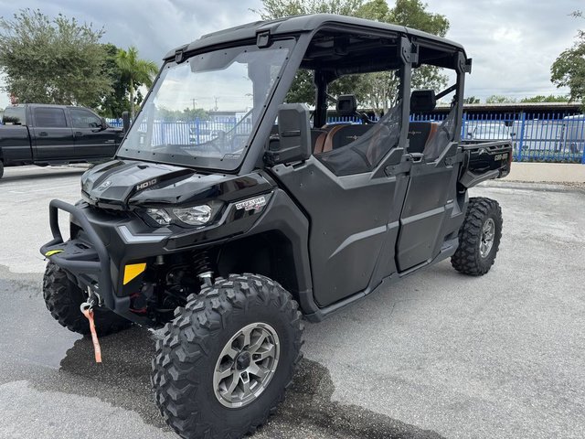 2023 Can-Am Defender Max