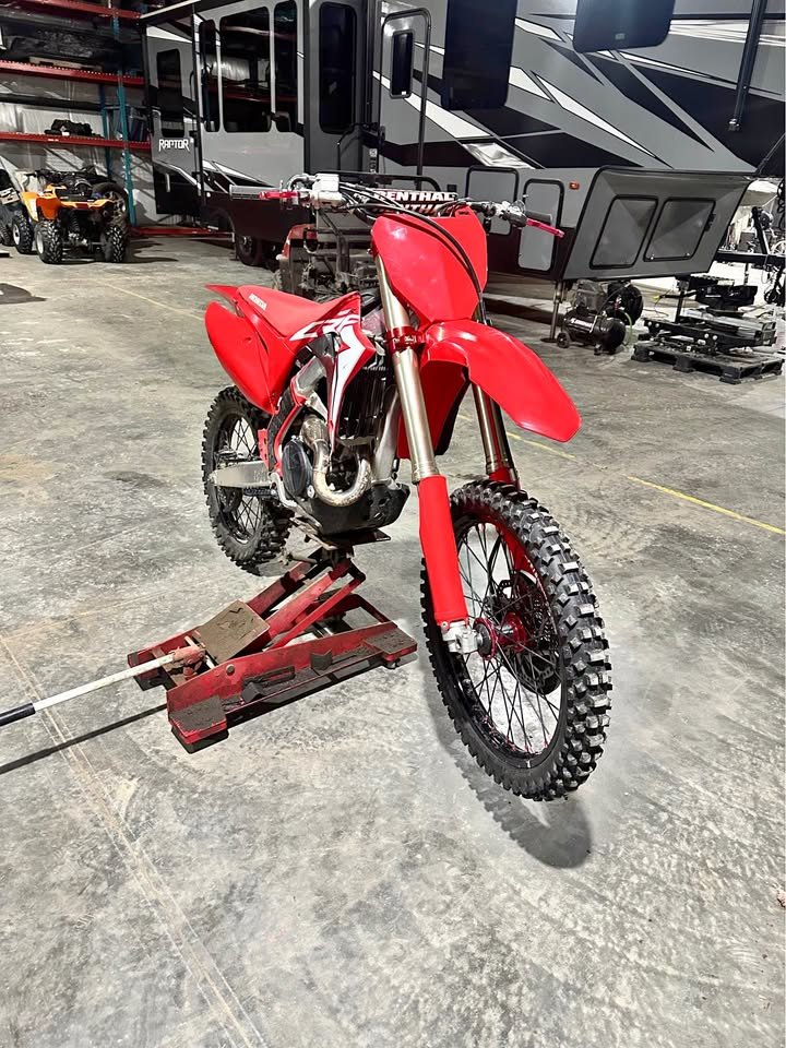 2019 Honda 639.0
