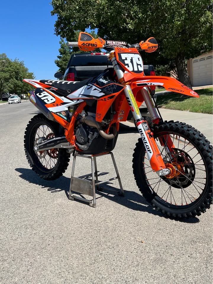 2022 KTM