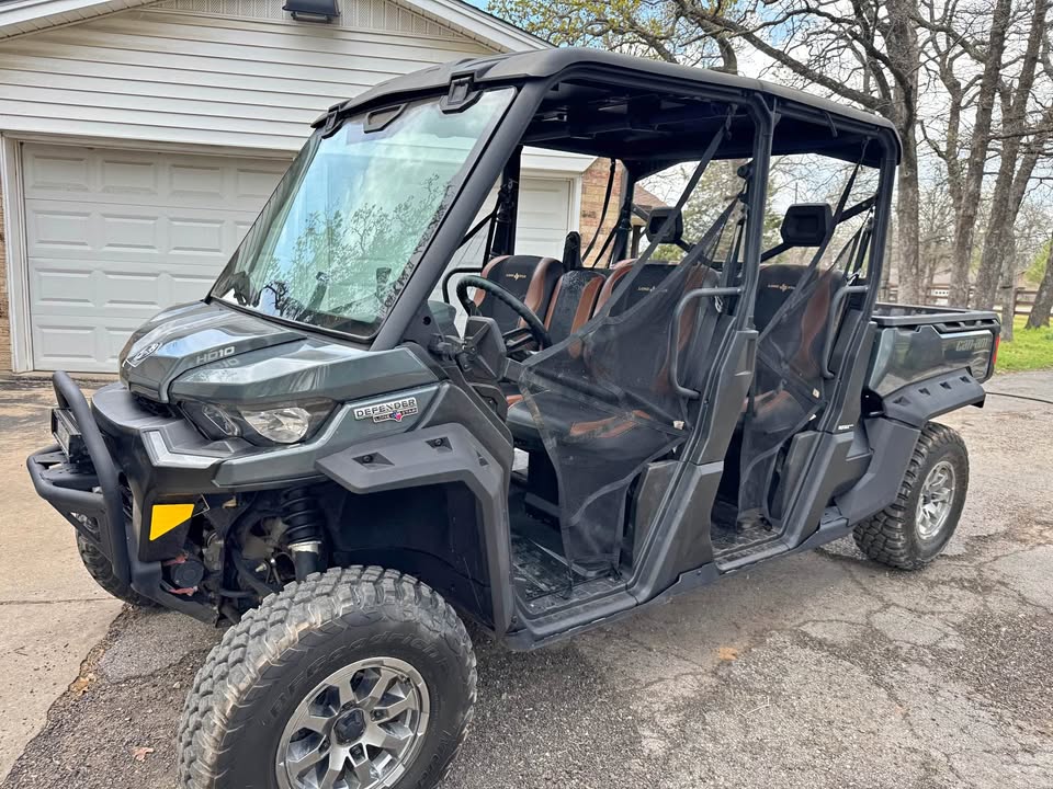 2021 Can-Am Defender HD10 Max 4x4